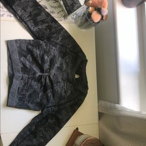 Gymshark camo seamless top